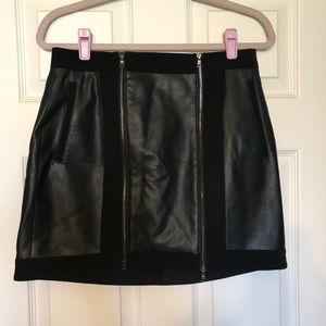 NWT BCBGMAXAZRIA Skirt